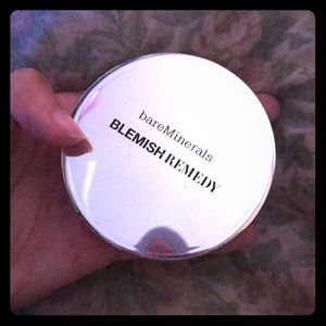 BareMinerals Blemish Remedy Foundation Cream 03